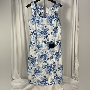White & Blue Floral Sheath Dress from a true French Boutique. Spring/Summer
